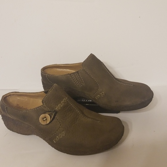 Timberland Shoes - Timberland slides women's shoes size 6